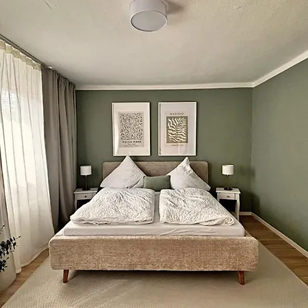 Lägenhet Sonnenplatz Mit Parkplatz - Zentral Und Elegant *